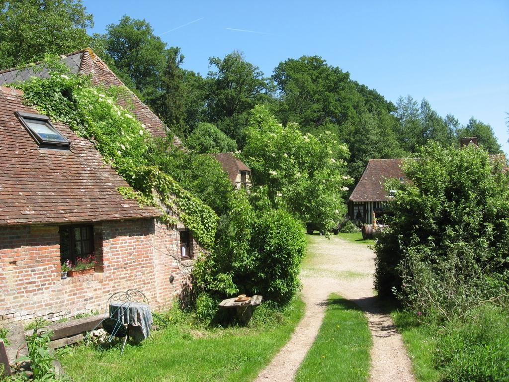 La Boursaie Bed & Breakfast Livarot-Pays-d'Auge Exterior foto